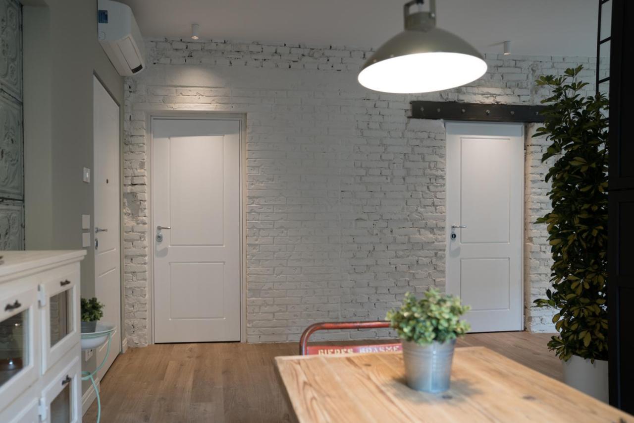 Santa Chiara 11 - Rooms -Βερόνα Εξωτερικό φωτογραφία